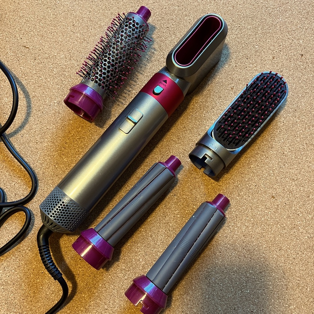 Dyson Dupe Hairdryer with Attachments!